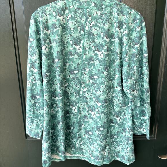 NEW Isaac Mizrahi Live! QVC Soho Printed 3/4 Sleeve Top Sz M Green Floral Soft - Picture 3 of 6